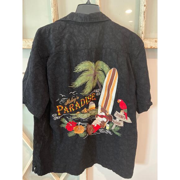 Disney Parks men’s XL button down shirt Mickey In Paradise - Picture 1 of 3